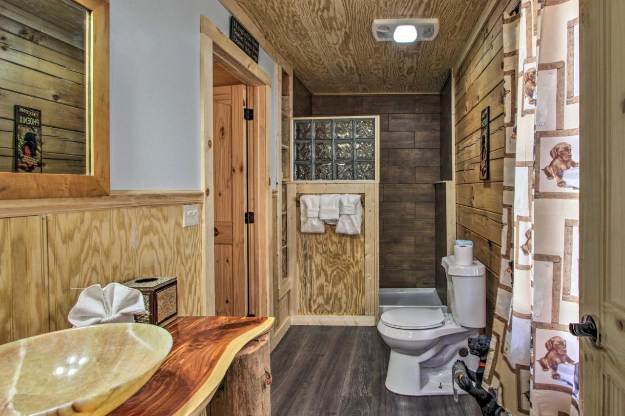 The Phoenix Cabin With Hot Tub In Gatlinburg! Extérieur photo